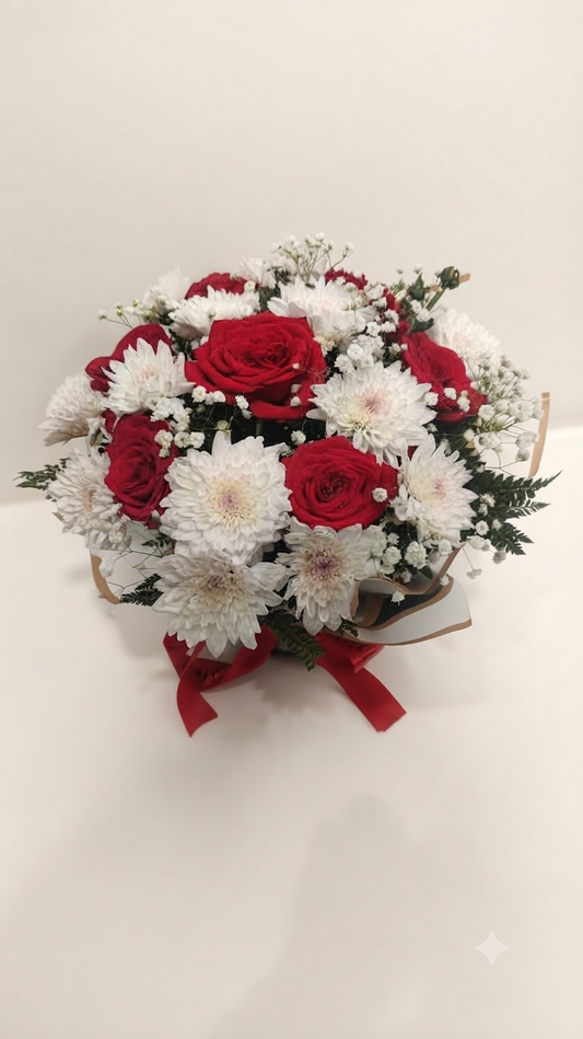 Red White Mini Bouquet